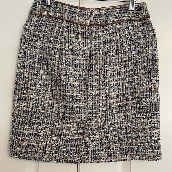 Ann Taylor Tweed Skirt - Size 4p - Picture 2 of 8